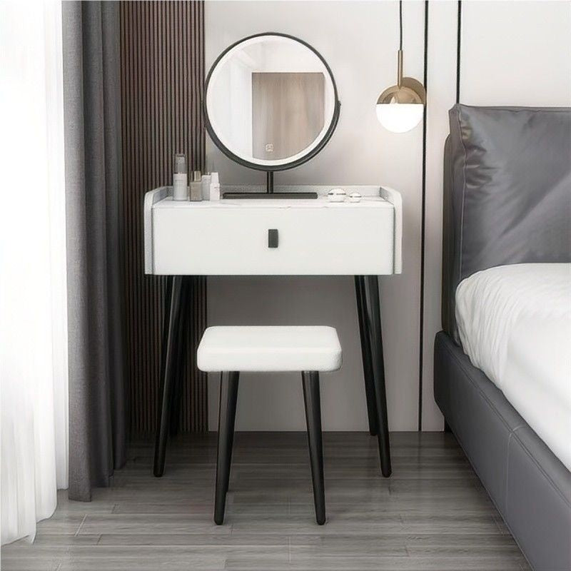 Top Modern Simple Elegant Dressing Table Decorated with Solid Wood