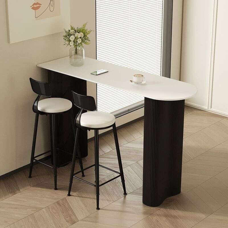 Set kerusi moden yang ringkas. Meja bar sisi sofa berkaki tinggi