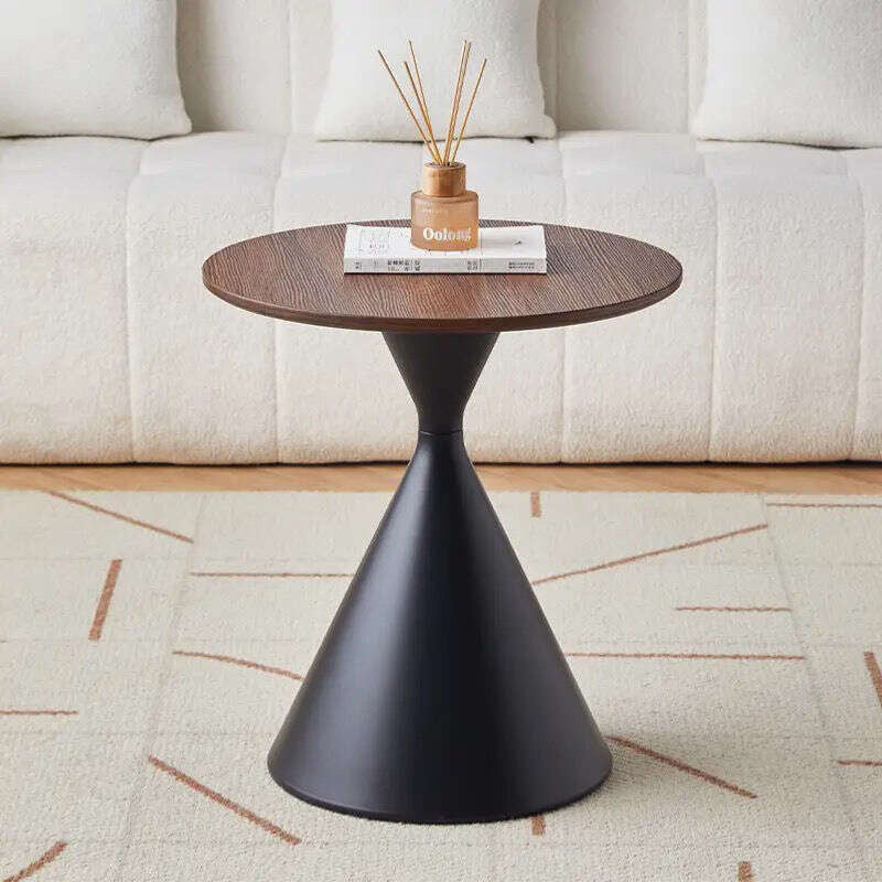 Meja teh kayu padu, gaya Nordik, untuk ruang tamu rumah, reka bentuk campuran, moden, ringkas, bentuk bulat.