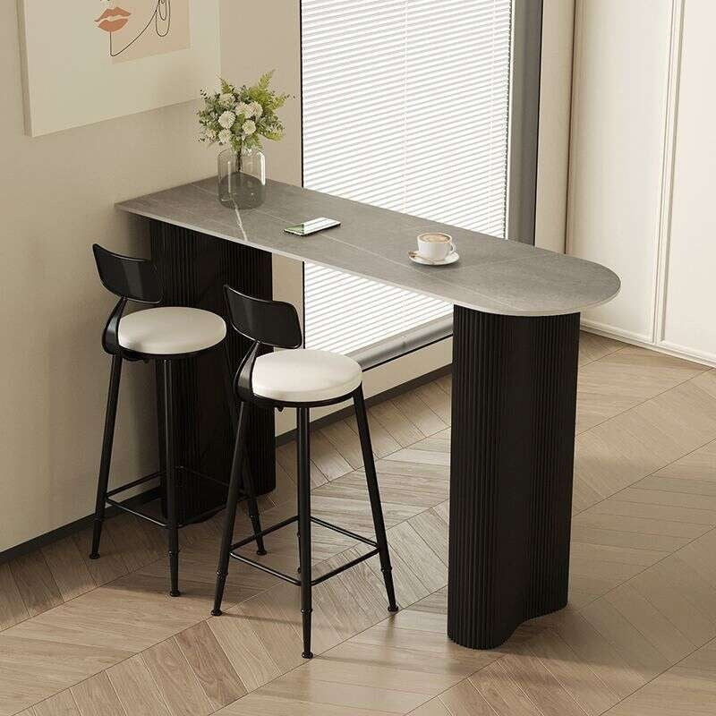 Set kerusi moden yang ringkas. Meja bar sisi sofa berkaki tinggi