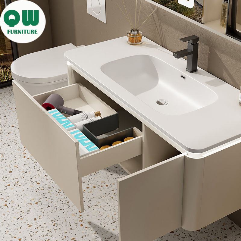 QW- Cream Style Storage Smart Mirror Cabinet in the Bathroom