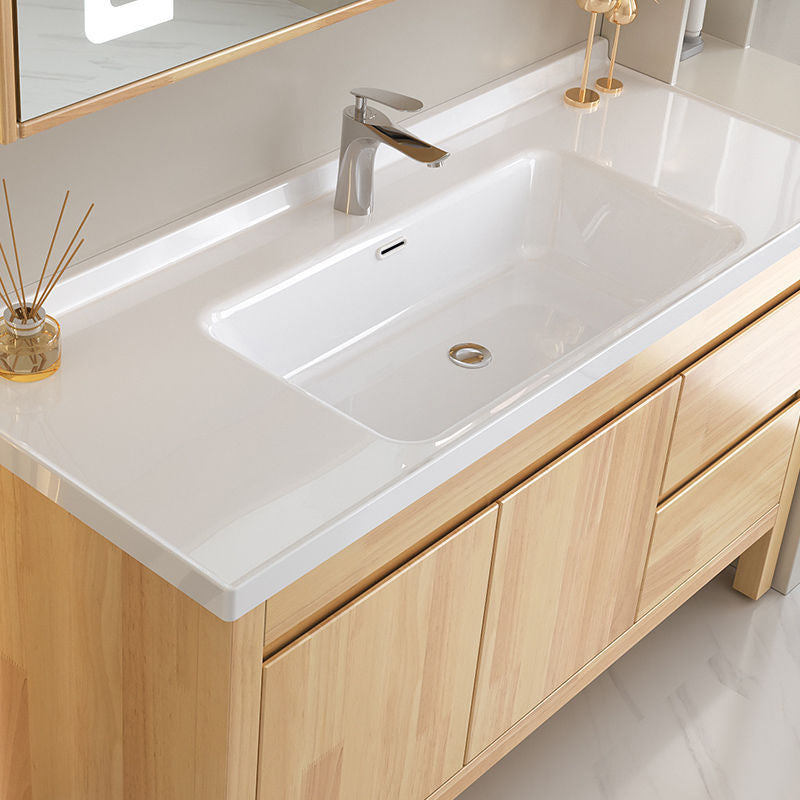 Set Singki Cermin Pintar Kabinet Penyimpanan Kayu Oak QW- di Bilik Mandi 