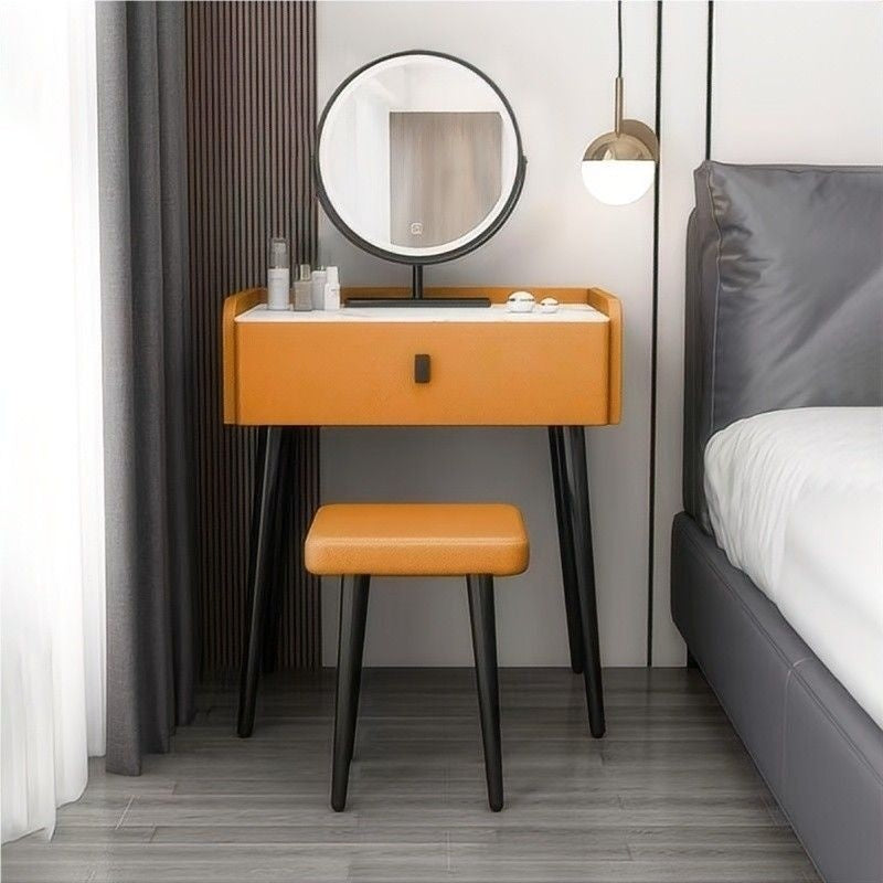 Top Modern Simple Elegant Dressing Table Decorated with Solid Wood